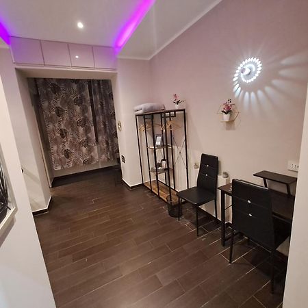 Aircraft Services Rooms Napels Buitenkant foto