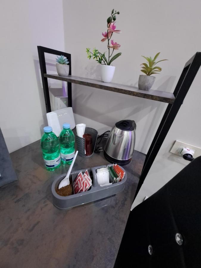 Aircraft Services Rooms Napels Buitenkant foto