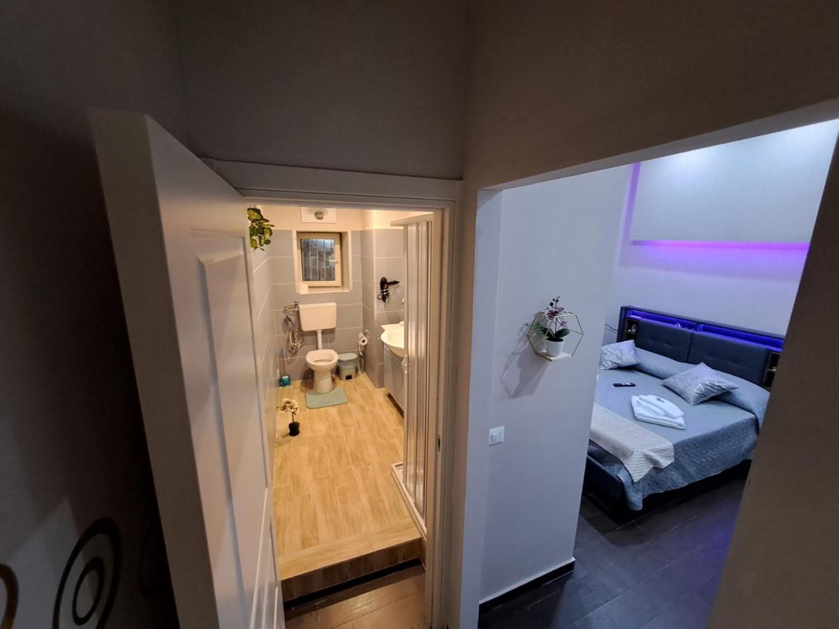 Aircraft Services Rooms Napels Buitenkant foto