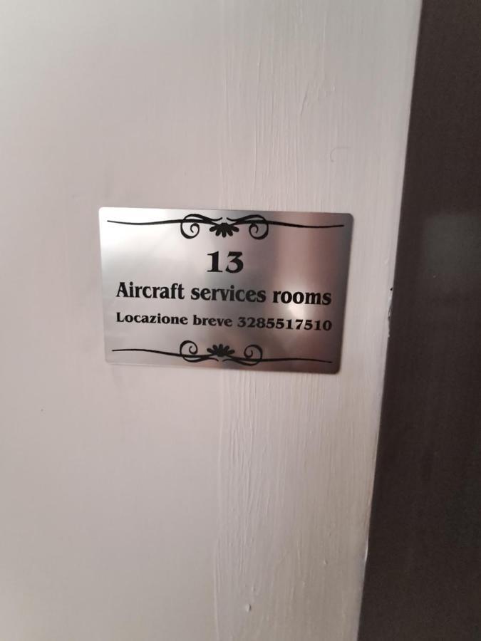 Aircraft Services Rooms Napels Buitenkant foto
