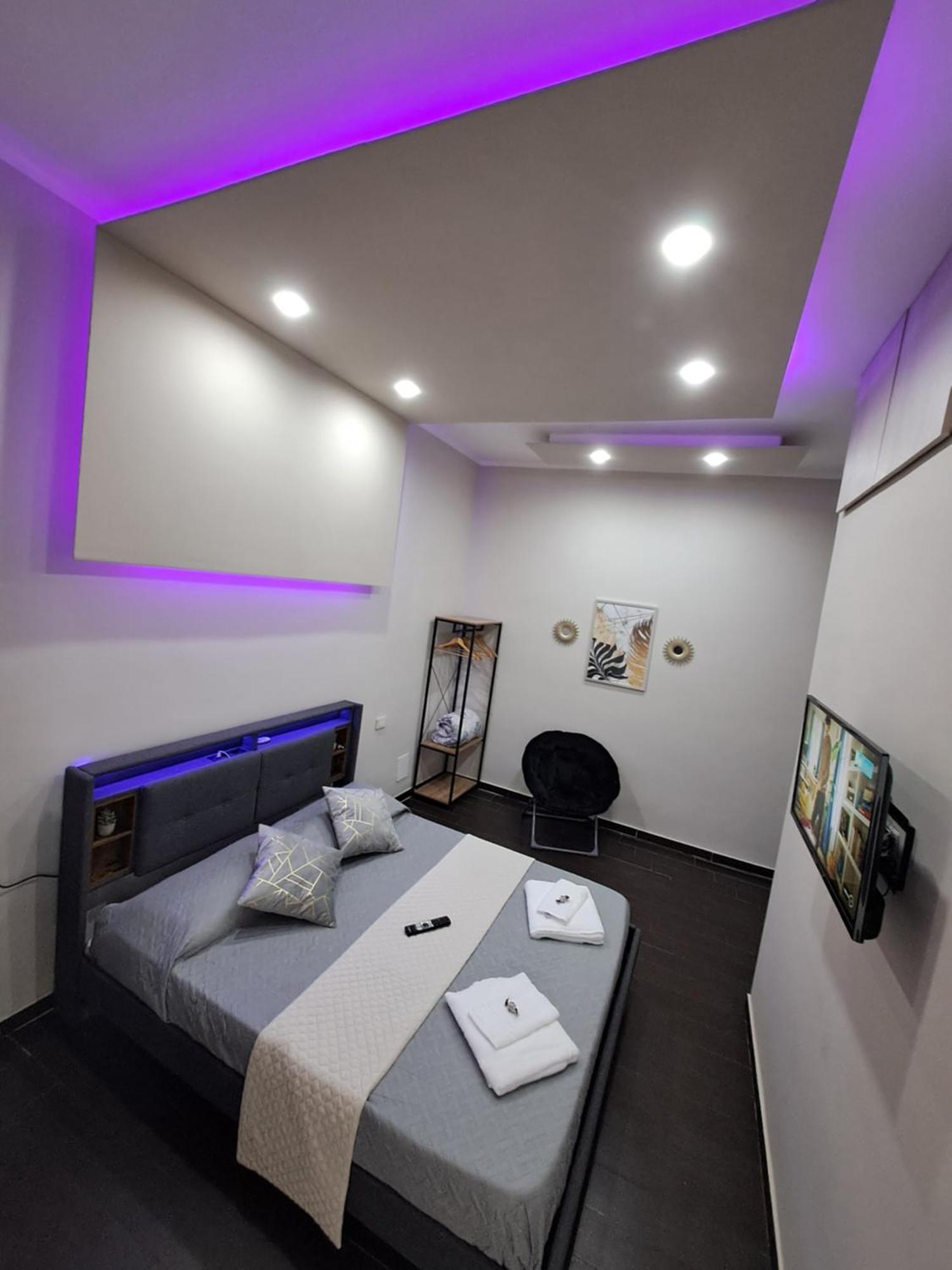 Aircraft Services Rooms Napels Buitenkant foto