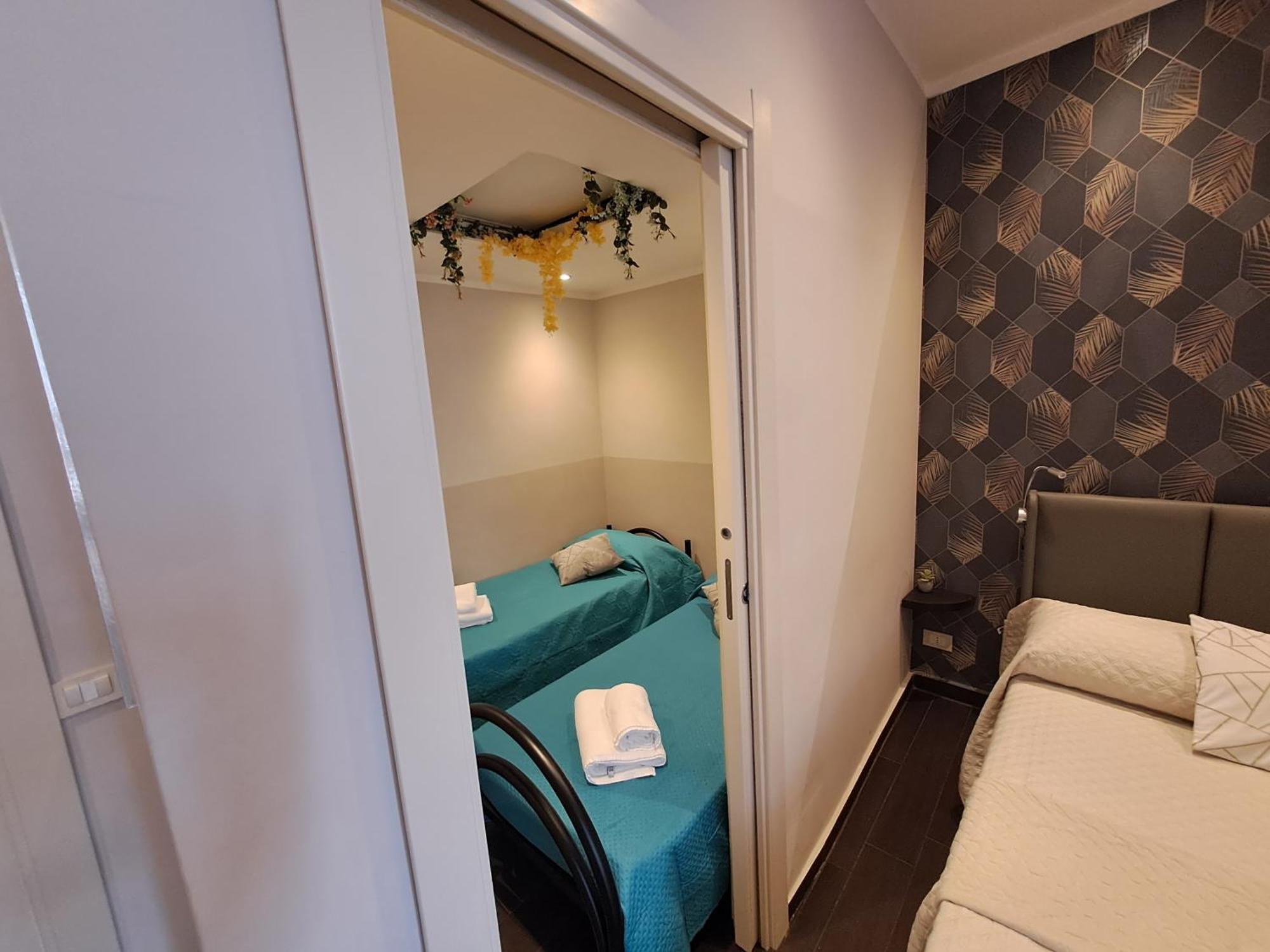 Aircraft Services Rooms Napels Buitenkant foto